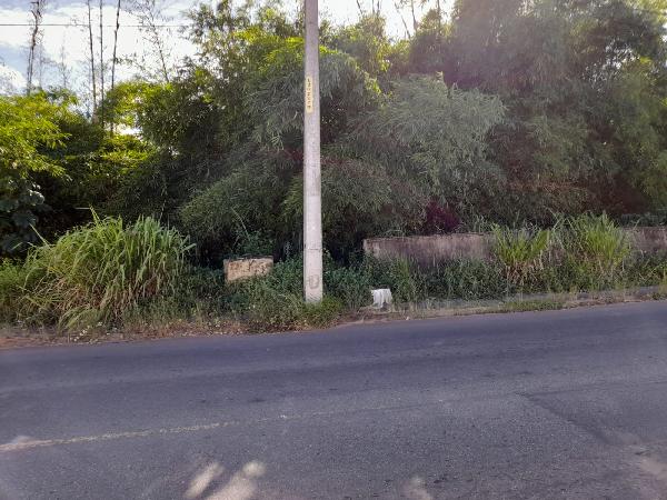 Oferta com excelente localização — Terreno no Sao Cristovao, Salvador - BA, N. SN