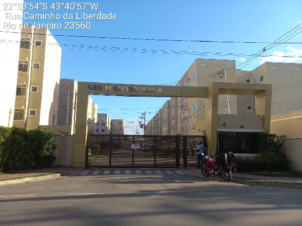 Imóvel com ótimo padrão — Apartamento no Santa Cruz, Rio de Janeiro - RJ, Apto 104, 2 quartos, 45,3m²