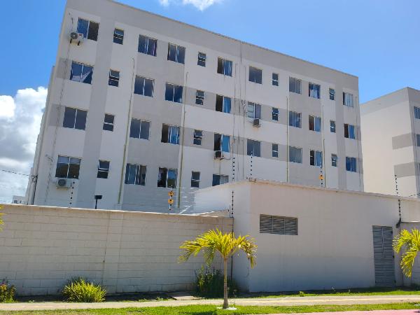 Imóvel com excelente localização — Apartamento no Boa Uniao (abrantes), Camacari - BA, Apto 202, 2 quartos, 1 vaga, 40,4m²