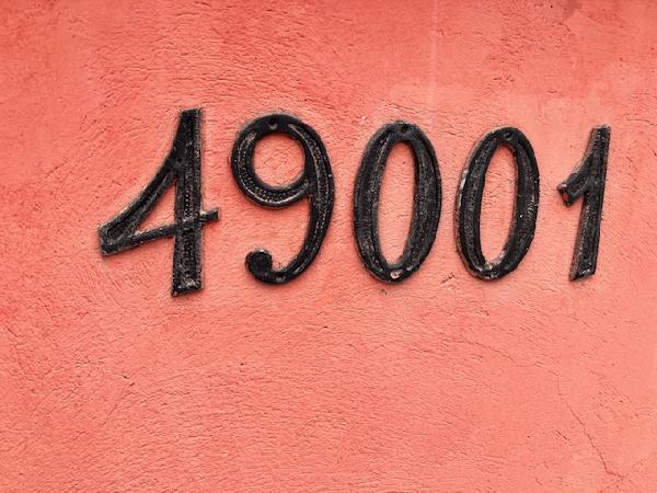 Imóvel com potencial — Casa no Campo Grande, Rio de Janeiro - RJ, Apto 101, 2 quartos, 54m²