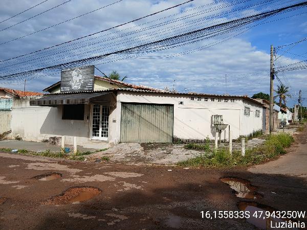 Imóvel para investir — Casa no Parque Estrela Dalva Ix, Luziania - GO, Nº LT, 2 quartos, 173,75m²
