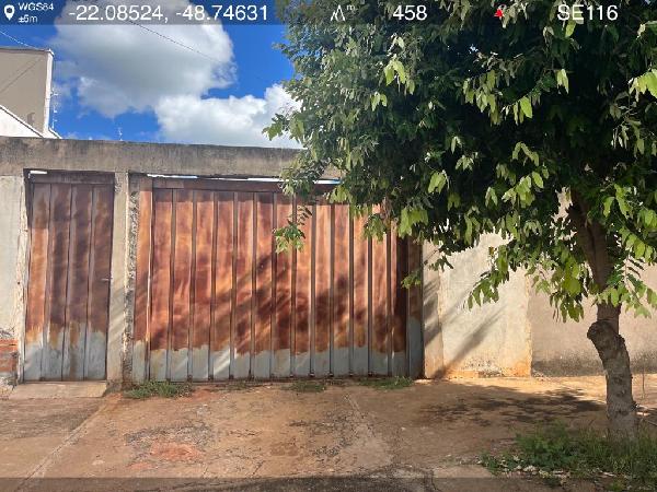 Casa, 2 quartos, 200 m² - Foto 1
