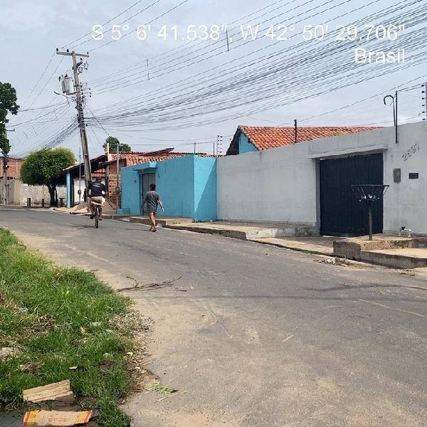 Excelente imóvel — Casa no Pedro Patricio, Timon - MA, Nº 2633, 3 quartos, 1 vaga, 300m²