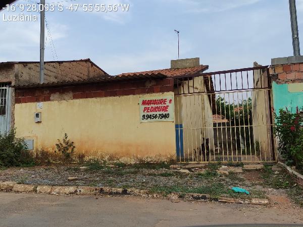 Imóvel em região valorizada — Casa no Parque Industrial Mingone, Luziania - GO, N. SN CS.01 QD 113 LT E, 2 quartos, 1 vaga, 340m²