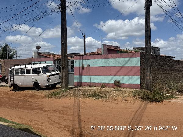 Imóvel em local estratégico — Casa no Sao Geraldo, Ceara-mirim - RN, Nº 62, 2 quartos, 199,5m²