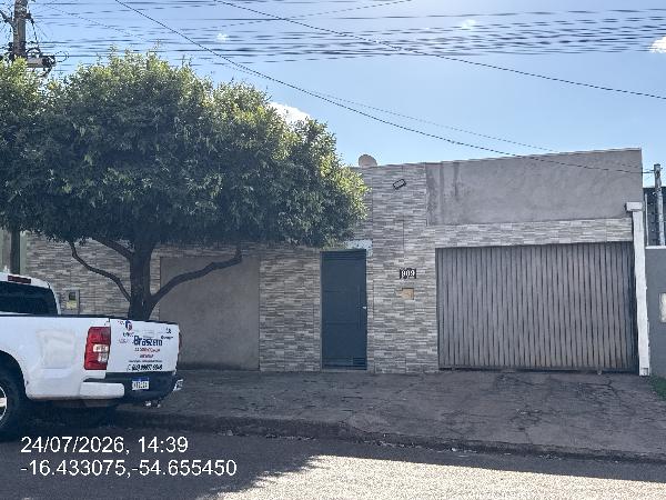Oportunidade valiosa — Casa no Jardim Liberdade, Rondonopolis - MT, Nº 909, 2 quartos, 270m²