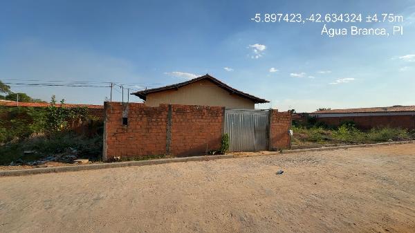 Imóvel em local estratégico — Casa no Bulungão, Agua Branca - PI, N. SN QD 01 LOTE 05, 2 quartos, 1 vaga, 150m²