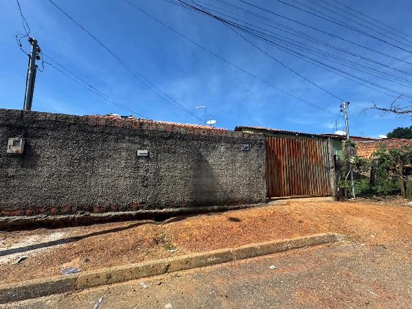 Imóvel para investir — Casa no Edilandia Ii, Cocalzinho de Goias - GO, N. SN LT 17 QD 01, 2 quartos, 300m²