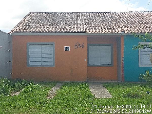 Imóvel em região valorizada — Casa no Laranjal, Pelotas - RS, Nº 686, 2 quartos, 214,5m²