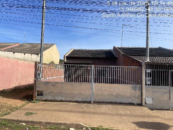 Excelente oportunidade — Casa no Jardim Ana Beatriz I, Santo Antonio do Descoberto - GO, N. SN LT 24B, 2 quartos, 180m²