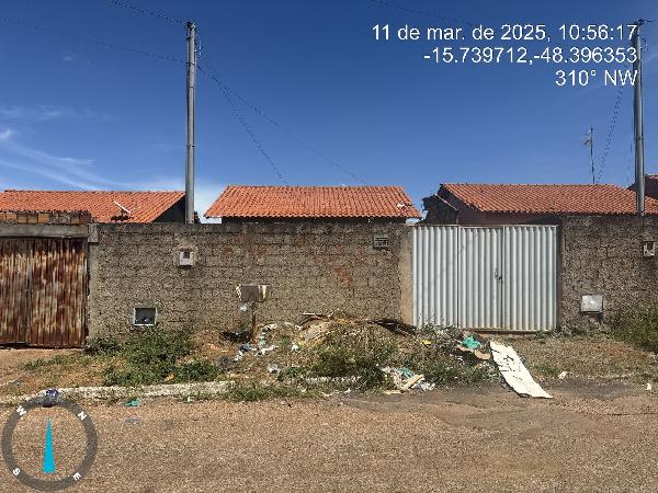 Imóvel em local estratégico — Casa no Itamar Nobrega Ii, Cocalzinho de Goias - GO, N. SN LT 31 R 14 ETP 02, 2 quartos, 1 vaga, 180m²