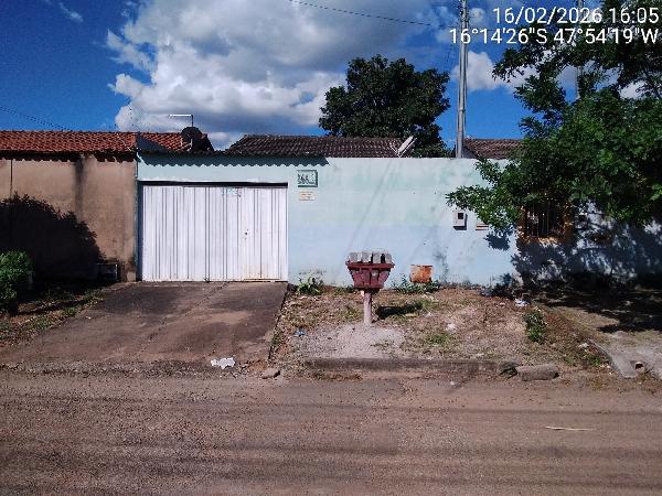 Imóvel com ótimo custo — Casa no Parque Estrela Dalva Iii, Luziania - GO, 2 quartos, 1 vaga, 225m²