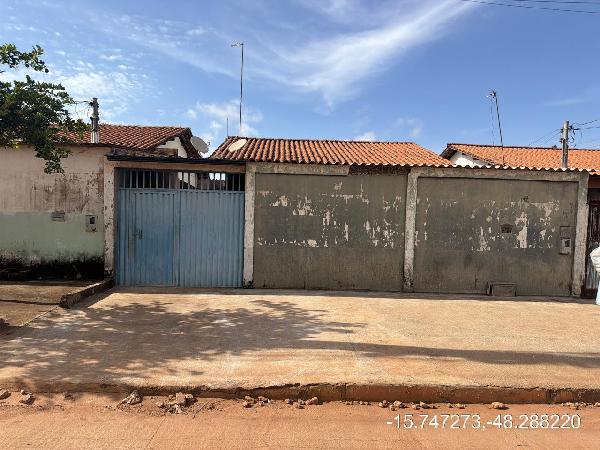 Oferta vantajosa — Casa no Parque da Barragem Setor 12, Aguas Lindas de Goias - GO, 3 quartos, 200m²
