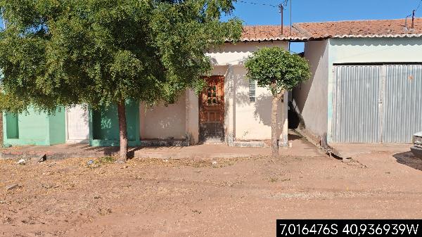 Imóvel com boa estrutura — Casa no Lot Vaquejada, Alagoinha do Piaui - PI, Nº 726, 2 quartos, 100m²