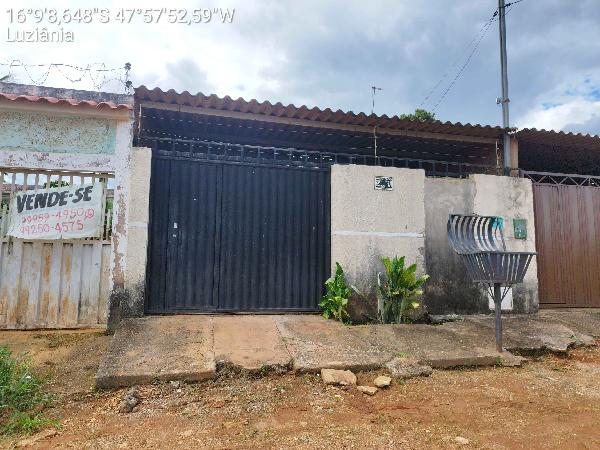 Imóvel com potencial — Casa no Parque Estrela Dalva Ix, Luziania - GO, N. SN CS 01 R 183 LT 13, 2 quartos, 1 vaga, 180m²