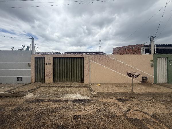 Imóvel com excelente proposta — Casa no Alto do Sumare, Mossoro - RN, Nº 199, 2 quartos, 1 vaga, 200m²