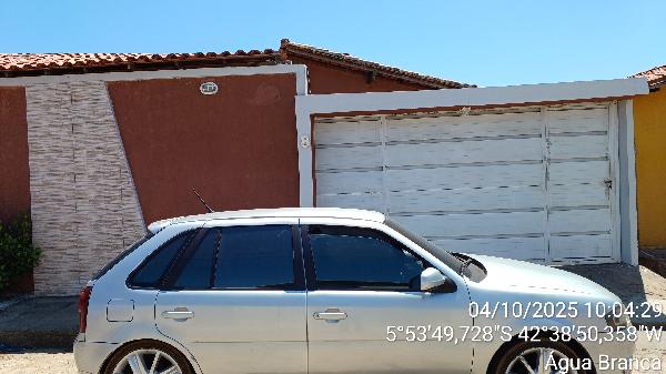 Chance única — Casa no Zeca Macedo, Agua Branca - PI, Nº S, 2 quartos, 300m²