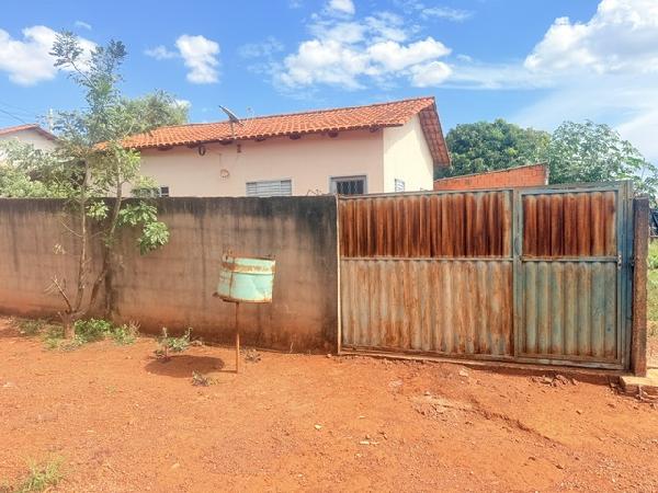 Imóvel com potencial de valorização — Casa no Aeroporto, Sao Joao D'alianca - GO, N. SN LOTE 11 QUADRA 130, 2 quartos, 180m²