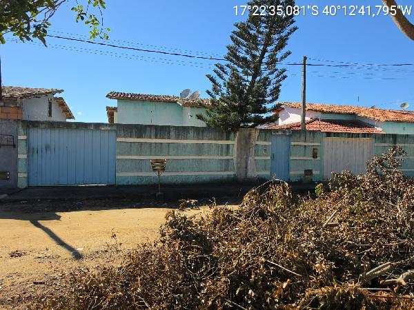 Grande oportunidade — Casa no Sao Jorge, Medeiros Neto - BA, Nº 23, 2 quartos, 300m²