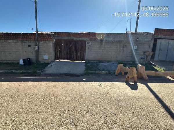 Oportunidade valiosa — Casa no Res I de Nobrega Iii, Cocalzinho de Goias - GO, Nº S, 2 quartos, 180m²