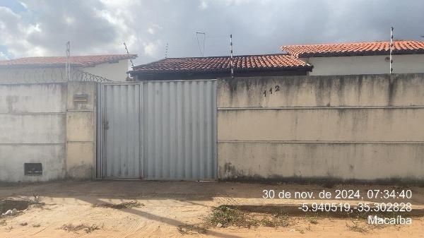 Imóvel bem localizado — Casa no Centro, Macaiba - RN, Nº 112, 2 quartos, 300m²