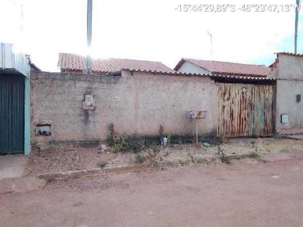 Casa, 2 quartos, 180 m² - Foto 1