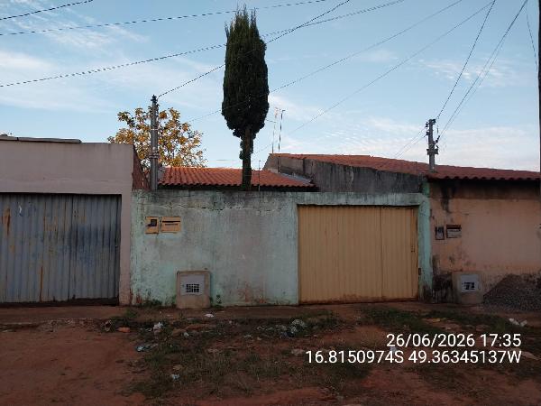 Oportunidade certa — Casa no Jardim Maranata, Aparecida de Goiania - GO, 2 quartos, 1 vaga, 180m²