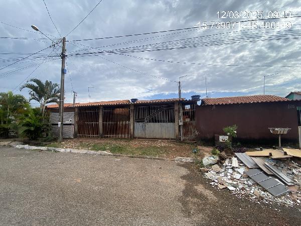 Negócio especial — Casa no Res Itam. Nobrega Ii, Cocalzinho de Goias - GO, N. SN LT 30 QD 03, 2 quartos, 180m²