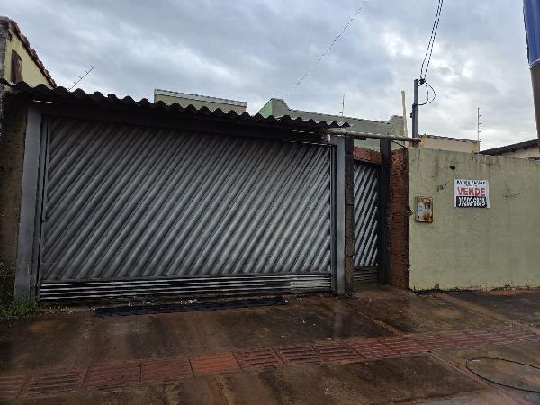 Grande chance — Casa no Jardim Aero Rancho, Campo Grande - MS, Nº 162, 2 quartos, 1 vaga, 116,67m²