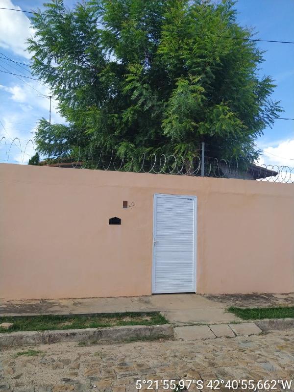 Oportunidade para moradia — Casa no Vila Filomena, Demerval Lobao - PI, Nº 50, 2 quartos, 170m²