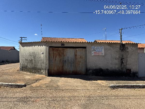 Casa, 2 quartos, 195 m² - Foto 1