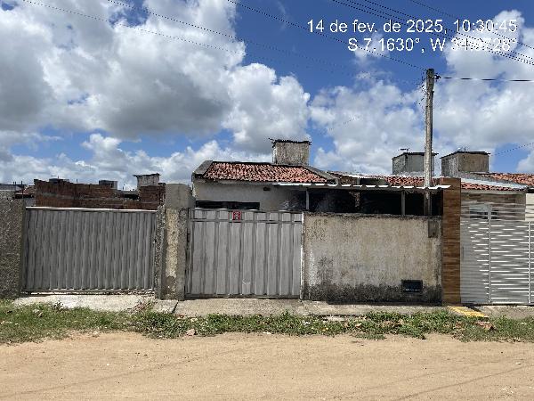 Excelente escolha — Casa no Vale de Santa Rita I, Santa Rita - PB, Nº 47-B, 2 quartos, 1 vaga, 180m²