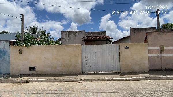 Negócio imperdível — Casa no Santo Amaro, Extremoz - RN, Nº 55, 2 quartos, 1 vaga, 342m²
