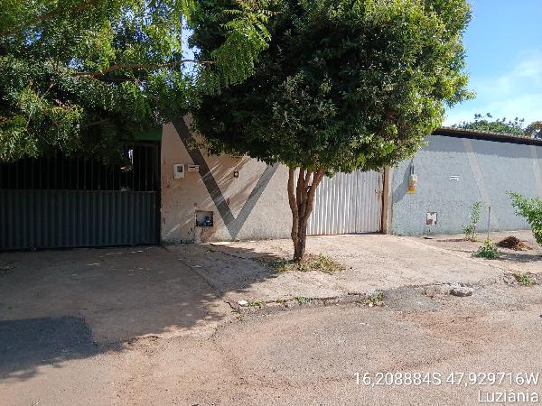 Oferta com excelente localização — Casa no Parque Alvorada I, Luziania - GO, N. SN CASA 02, 2 quartos, 180m²