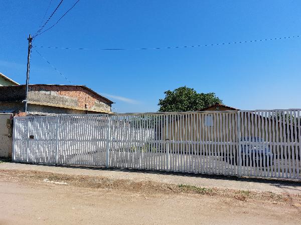 Imóvel com boa estrutura — Casa no Monjolos, Sao Goncalo - RJ, Nº 741, 2 quartos, 1 vaga, 112,5m²