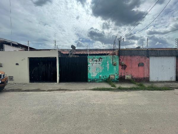 Oferta vantajosa — Casa no Novo Oriente, Maracanau - CE, Nº 60, 1 vaga, 250m²