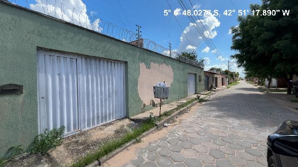 Excelente imóvel — Casa no Vila Monteiro, Timon - MA, Nº 1100, 3 quartos, 1 vaga, 160m²