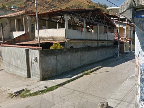 Condição facilitada — Casa no Pita, Sao Goncalo - RJ, Nº 592, 3 quartos, 100m²