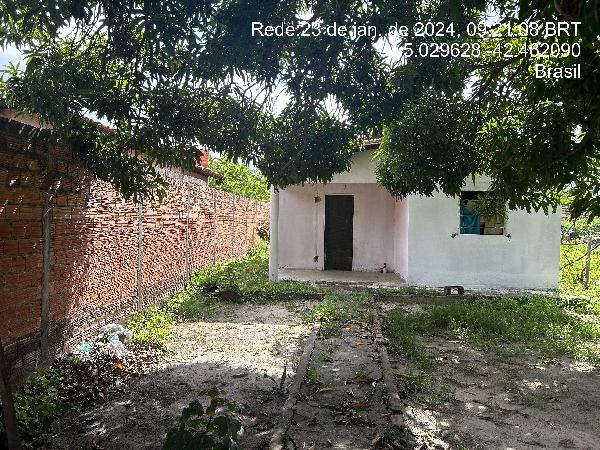 Oferta com vantagem — Casa no Leite, Altos - PI, Nº 956, 2 quartos, 1 vaga, 243m²