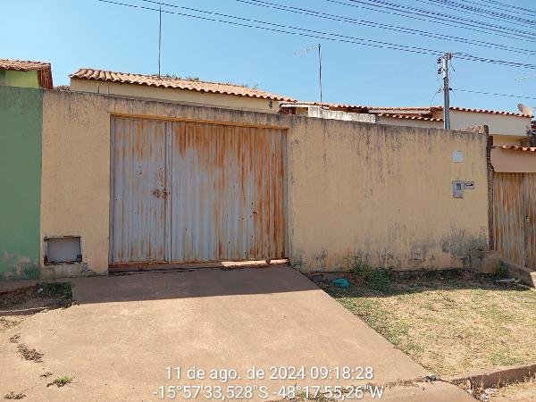 Casa, 2 quartos, 225 m² - Foto 1
