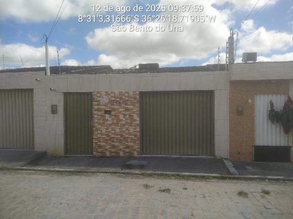 Imóvel bem localizado — Casa no Centro, Sao Bento do Una - PE, Nº 20, 2 quartos, 1 vaga, 90m²