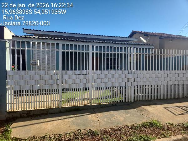 Oferta com excelente localização — Casa no Loteamento Zé Araça, Jaciara - MT, Nº 35, 2 quartos, 200m²