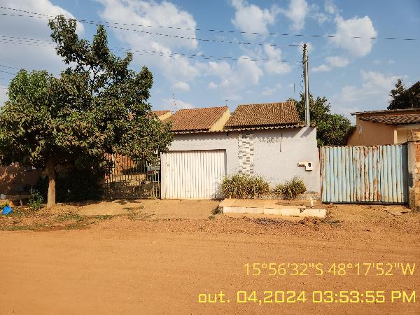 Oportunidade em destaque — Casa no Jardim Ana Beatriz I, Santo Antonio do Descoberto - GO, N. SN QD 43 LT 04-B, 2 quartos, 180m²