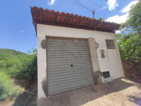 Grande chance — Casa no Bairro da Boiadeira, Iacu - BA, Nº 258, 2 quartos, 1 vaga, 102m²