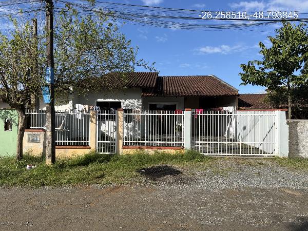 Condição facilitada — Casa no Jardim Iririu, Joinville - SC, Nº 20, 2 quartos, 1 vaga, 202,2m²