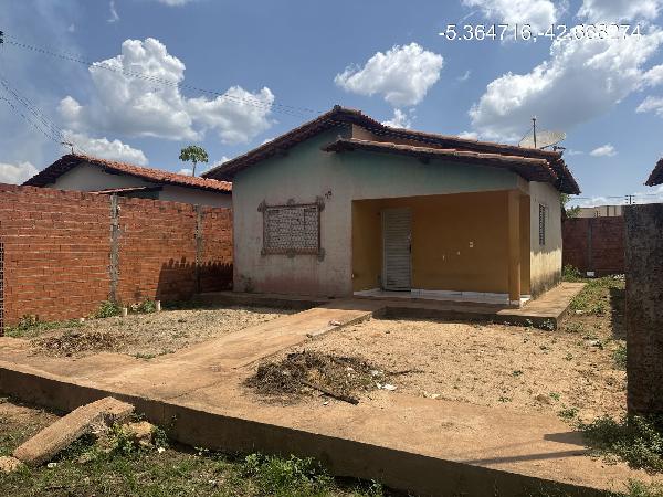 Oferta da Caixa — Casa no Cidade Nova, Demerval Lobao - PI, Nº 75, 2 quartos, 200m²