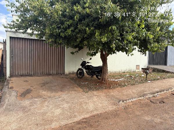 Oportunidade para moradia — Casa no Setor Residencial Garavelo I, Trindade - GO, 1 quarto, 137,6m²