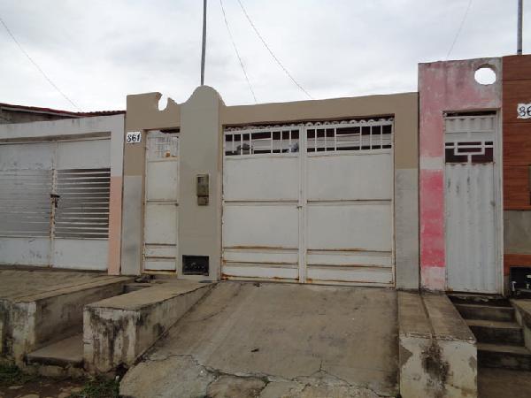 Oportunidade certa — Casa no Ceramica, Iacu - BA, Nº 861, 2 quartos, 1 vaga, 73,5m²