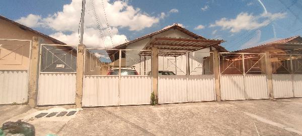 Imóvel em local estratégico — Casa no Joquei Clube, Sao Goncalo - RJ, Nº 141, 2 quartos, 1 vaga, 75,24m²