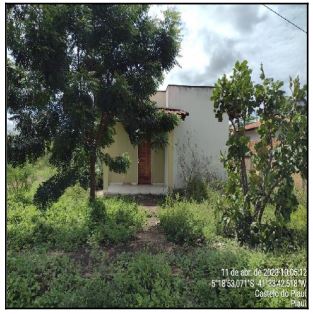 Imóvel em região valorizada — Casa no N Sra das Graças, Castelo do Piaui - PI, N. SN LT 23, 2 quartos, 225m²